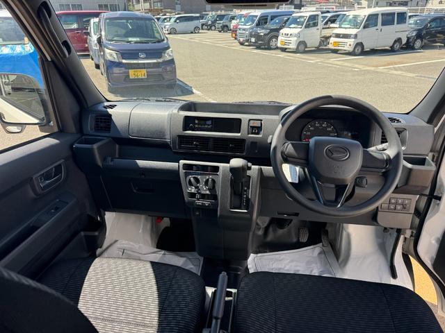 車両の詳細や状態に付きましてはスタッフまでお気軽にお問い合わせください。