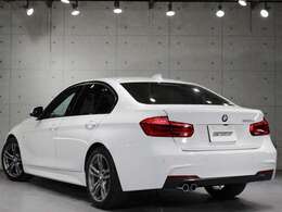 ★直通連絡先080-1221-9866　担当 上野★専門業者様に依頼して、ポリッシャーによる磨きやコーティングを行っておりますので、濡れたような艶のある綺麗なボディーになっております。