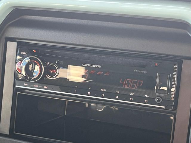 お好きな音楽を車内でお楽しみいただけます♪スピーカー交換・ウーハー追加などの音質向上や、最新ナビ・後席モニター等の取り付けも是非ご相談ください！