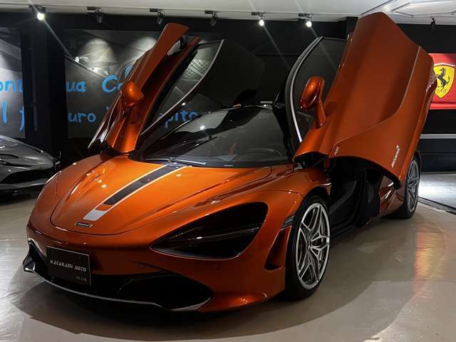 エリートペイント：Azores、リフティングシステム、スポーツエキゾーストボディフルプロテクションフィルム