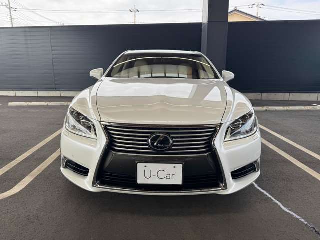 この度は、数あるお車の中から当店の1台をご覧頂きまして誠にありがとうございます。こちらの車輌はすぐに販売可能なお車です。お問い合わせは【カーセンサーを見た！】とお伝え下さいませ。