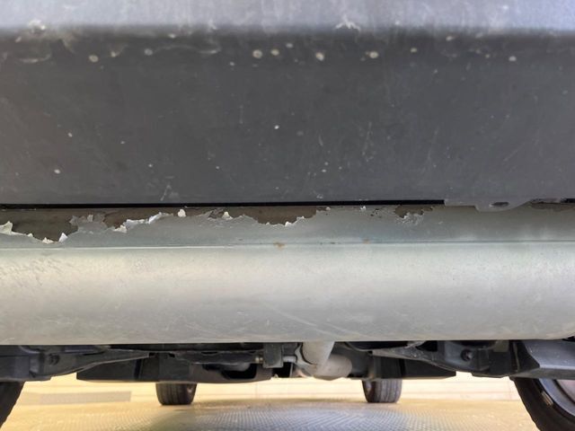 下回りがきれいなうちに、防錆加工の施工がオススメ。降雪地域はもちろん、沿岸部にお住いの方や、趣味でマリン・ウィンタースポーツをされる方に大変好評いただいております。