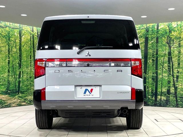 大好評のボディコーティング「弾スプラッシュコート」もご納車までに施工可能。通常のガラスコートと異なる、耐久年数6年の無機質ガラスコーティングが、ボディをキレイな状態に保ってくれます。