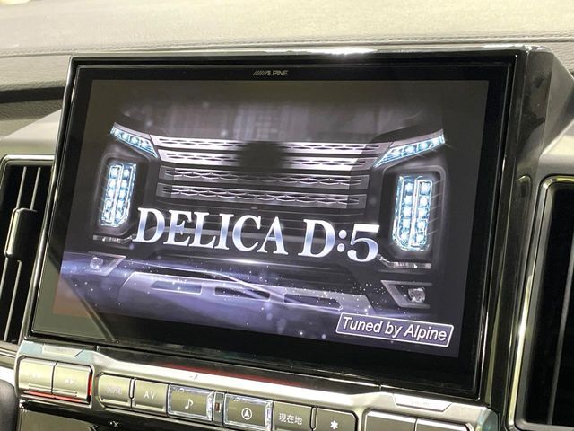【BIG-X11インチナビ】人気の大画面BIG-Xナビを装備。専用設計で車内の雰囲気にマッチ！ナビ利用時のマップ表示は見やすく、テレビやDVDは臨場感がアップ！いつものドライブがグッと楽しくなります♪