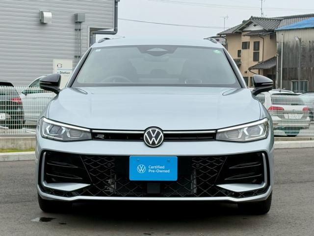 アフターサービスは全国のVolkswagen正規ディーラーで対応。遠方のお客様も安心してご購入いただけるよう、丁寧にサポートいたします。
