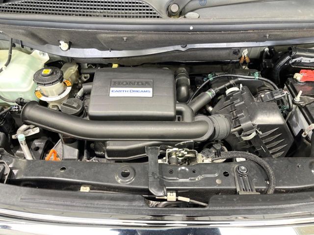 親切・丁寧な専門メカニックスタッフが応対！・車検・点検整備・事故等の修理などアフターサービスも安心。お車のカスタマイズもネクステージのサービススタッフまでご相談ください！