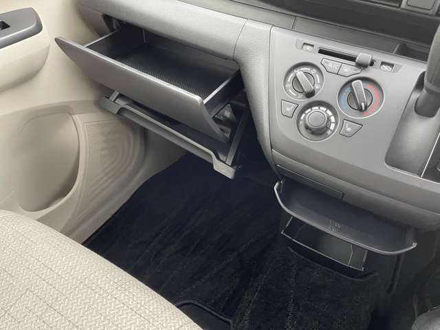 三菱といえばアウトランダーPHEVやアイミーブなど電気自動車が充実しております！まだ乗ったことない方はぜひ一度ご体感ください！販売強化中です♪