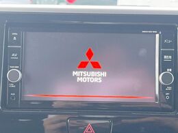 【純正ナビ】人気の純正ナビを装備。オーディオ機能も充実しており、Bluetooth接続すればお持ちのスマホやMP3プレイヤーの音楽を再生可能！毎日の運転がさらに楽しくなります！！