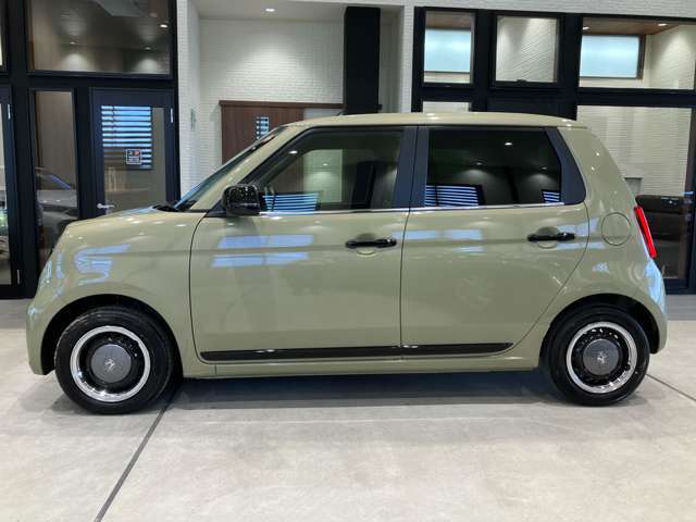 ホンダの安全運転支援システム「HondaSENSING」がついております！車線維持支援システムや、前走車を検地し、自動で加減速を行うアダプティブ・クルーズ・コントロールなど全部で8種類あります！