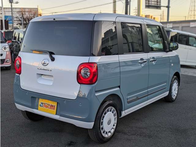 ☆当店商品の特徴☆　登録がされているお車で走行距離は10キロほどで誰も乗っていない車です！展示車はキズが付いてしまう場合もあるので直接ご確認くださいませ。