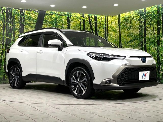 高透明度のガラス皮膜で撥水はもちろん、上質なツヤ・光沢を実現。紫外線や酸性雨から大切な愛車を保護し、色あせ・劣化を防止。「弾スプラッシュコート」、「弾プリミッサコート」からお選びいただけます。