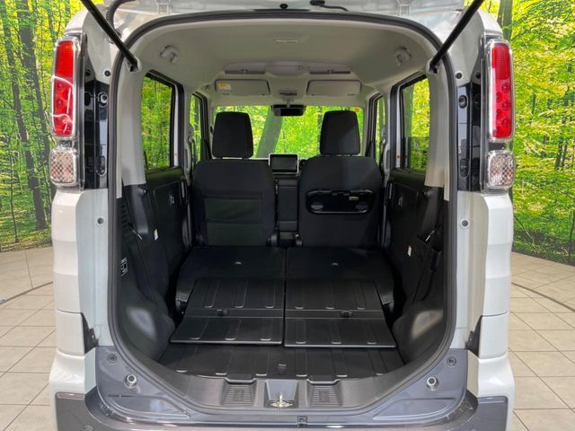 普段のお買い物や通勤、送迎等に十分な荷室スペースを確保しております。セカンドシートを倒すと、大きな荷物の積載も可能です♪