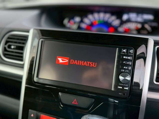 ♪入庫時に当店の査定士全員での車両品質チェック完了♪　　　　　また、買取直売車なので、前オーナー様の使用状況や保管状況まで詳細をきちんと把握しているので自信を持ってご提案出来ます♪