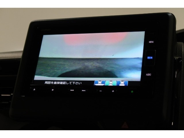 ◆◆バックカメラの画像です。車庫入れの安心感がアップしますね☆