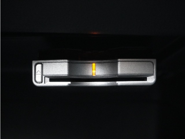 今や必需品の◆ETC車載器　装備車◆　有料道路を利用する際にスムースに通過でき、わずらわしい料金支払いから開放されます！
