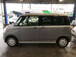 24時間、日・祝もレッカー車、待機中！！（万一の事故・故障時）、自社九州運輸局長指定民間車検工場完備・車検・法定点検・板金塗装・自動車保険などお気軽にお問い合わせください。