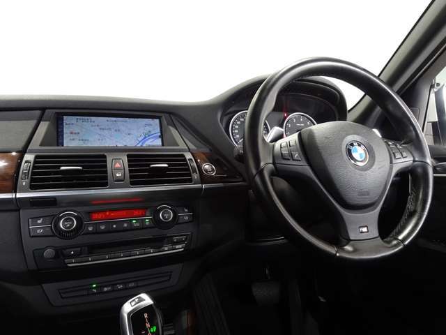 神奈川湘南に根付いて18年グループ在庫200台常備しております！多種多様なラインナップ取り揃えておりますので是非一度ご来店くださいませ。