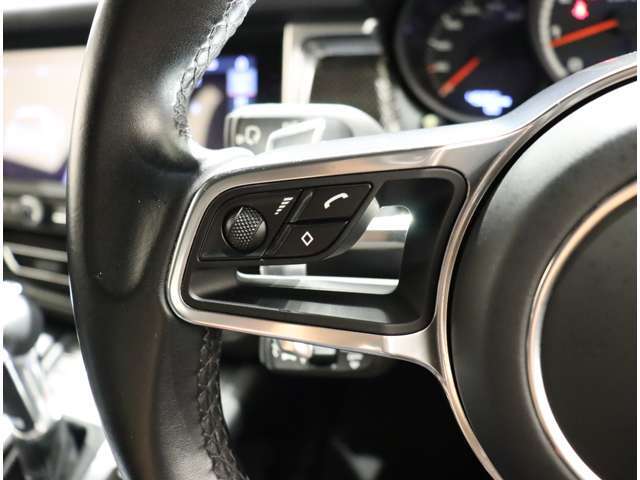 カーセンサーを見て電話しましたとお伝え下さい。0078-9711-254277までお気軽にお電話下さい。全国納車可能です。納車方法に関してもお気軽にご相談ください。