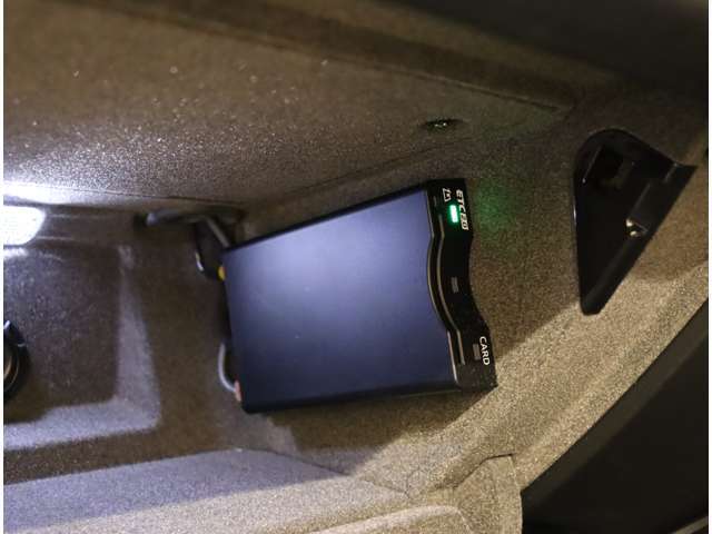 カーセンサーを見て電話しましたとお伝え下さい。0078-9711-254277までお気軽にお電話下さい。全国納車可能です。納車方法に関してもお気軽にご相談ください。