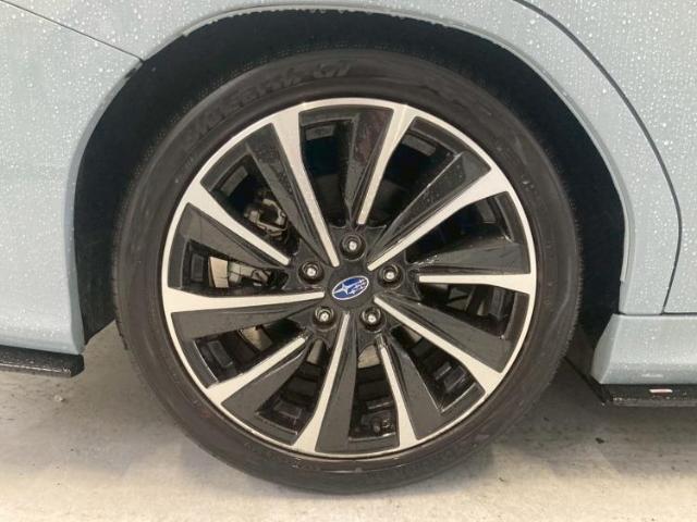 お車に合わせて無料保証以外にも、保証範囲、期間、距離を拡充させた有料保証もご用意しております！中古車の購入が初めてで不安・・・というお客様もご安心ください！