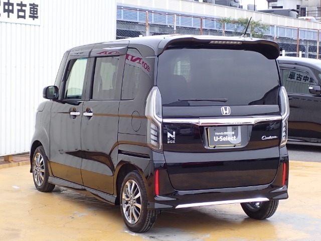 ■【電車】でお越しの際は、JR阪和線『津久野』、泉北高速鉄道『栂・美木多』へお迎えに参ります！リムジンではお迎えには行けませんが、お電話一つで飛んで行きます！TEL：072-291-8082