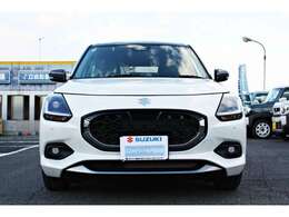 ディスプレイオーディオ(Bluetooth・ラジオ)　新車保証付き　衝突被害軽減ブレーキ　LEDヘッドライト＆フォグランプ　運転席＆助手席シートヒーター　電動パーキング　追従機能付きクルーズコントロール