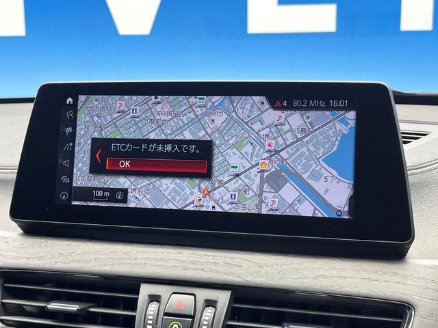 ●純正ナビ:一体感のあるナビは、高級感ある車内を演出してくれます。オーディオ機能も充実しておりますので、運転もより楽しめます♪