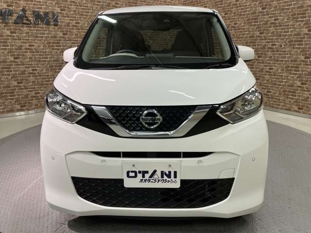 ■全車両保証付き■　当社では保証をつけて販売しております。また各店舗に最新の整備工場とプロメカニックが常駐しておりますのでアフターメンテナンスもお任せください！