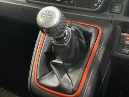 【フロア6速MT】走りの6速MT！！スポーティーな走行をお楽しみいただけます♪