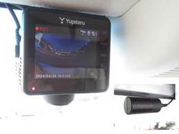 ユピテル360°+リアカメラドライブレコーダー付きです！