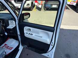 T-PLUSのメリット5.太陽自動車による普通車未使用車専門店　これまで長年培ってきた「販売からアフターフォローまで」を普通車においても実現しております。