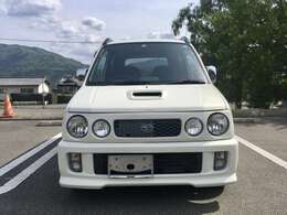 パールホワイト