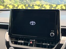 【8インチ　ディスプレイオーディオ】大画面のディスプレイはAppleCarPlayやAndroidAutoが利用可能。大きな画面でスマホナビアプリ等が利用いただけます♪