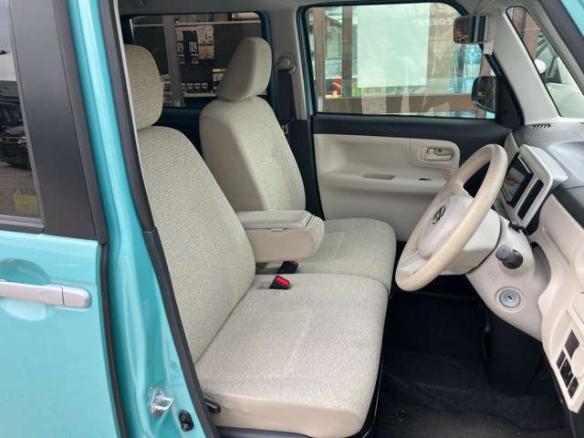 ☆内外装クリーニング☆車の隅々まで徹底的にクリーニングを行っておりますので内外装ともに綺麗な状態でご納車いたします！