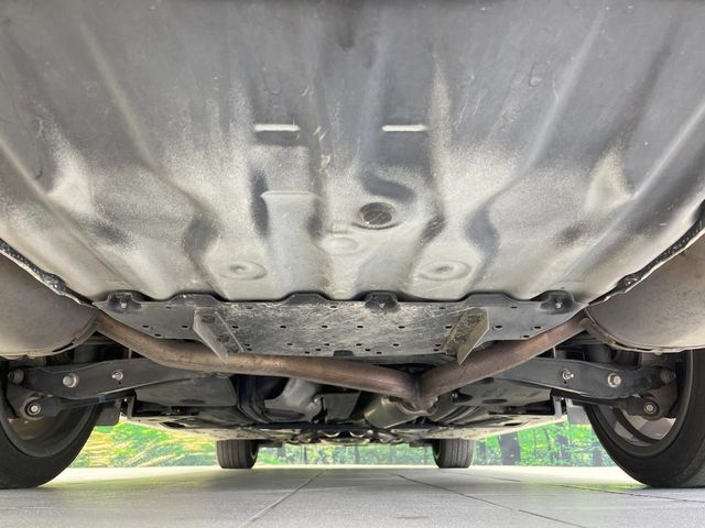 親切・丁寧な専門メカニックスタッフが応対！・車検・点検整備・事故等の修理などアフターサービスも安心。お車のカスタマイズもネクステージのサービススタッフまでご相談ください！