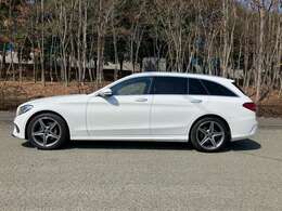 当車両の車両本体価格は納車整備、車検整備込の価格です。