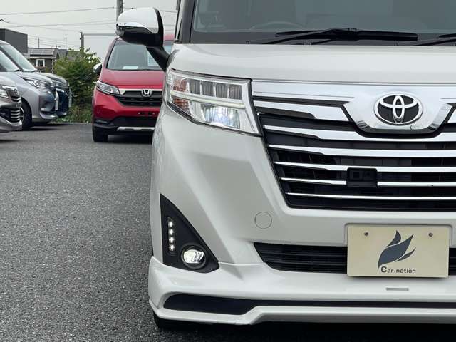 ヘッドライトは【LED】暗くなったら自動で点灯、明るくなったら自動で消灯の【オート機能付き】なので、実用性もバッチリです◎