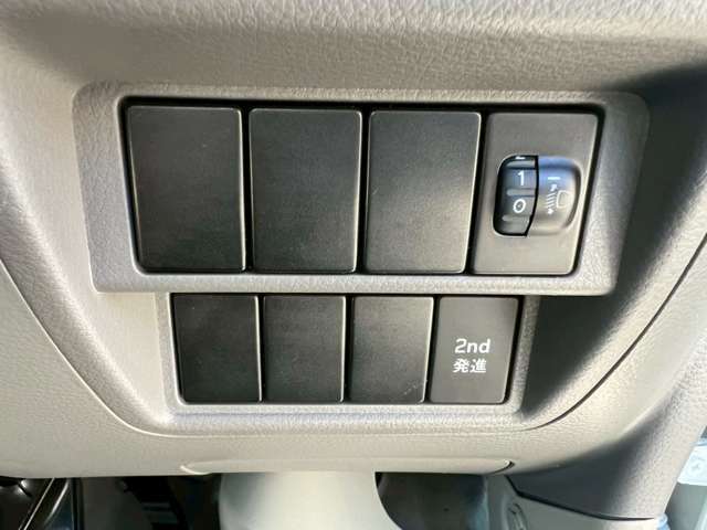 【下取車高価買取】現在お乗りの車を高価下取りいたします！お車が納車されるまで現在のお車を乗っていただくことが出来ますのでご安心ください！