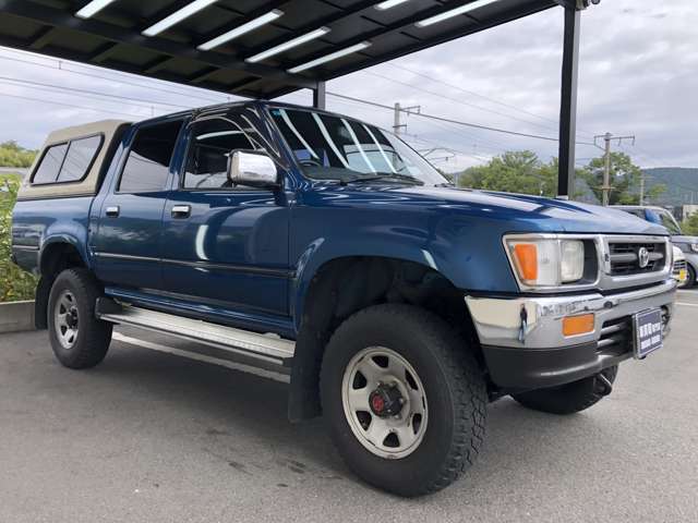 【年式は古いですが、外装状態は良い車両になります】