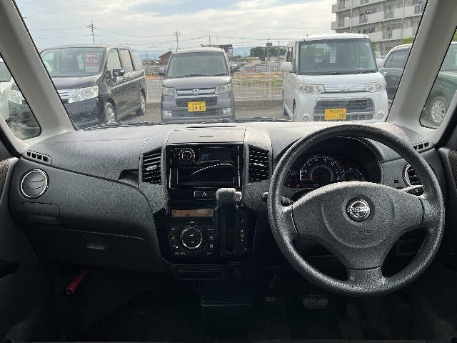 欲しいナビ機能はありますか？携帯連動、Bluetooth、DVD視聴、走行中のテレビ視聴などなどご要望にお応えします！！