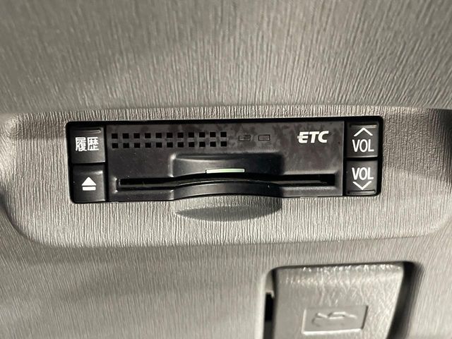 【ETC】高速道路の料金所をストレスなく通過！話題のスポットやサービスエリアに多い「スマートIC」利用時は必須のアイテムです。当店でセットアップを実施、ご納車当日からすぐにご利用いただけます！