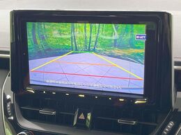 【バックカメラ】駐車時に後方がリアルタイム映像で確認できます。大型商業施設や立体駐車場での駐車時や、夜間のバック時に大活躍！運転スキルに関わらず、今や必須となった装備のひとつです！