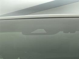 【ドライブレコーダー】映像・音声などの運転中の記録を残します。事故などを起こした起こされた時の証拠になりえますので、もしも時でも安心ですね。