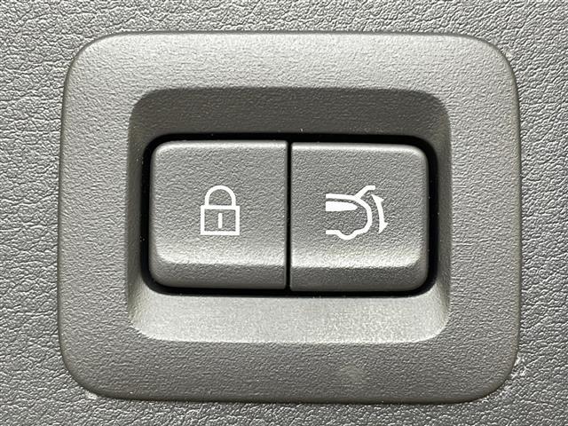 【その他】このクルマ限定で使える装備品が付いています！使い方などはぜひ実際に店舗にお越しいただき、専門スタッフにお尋ねください！