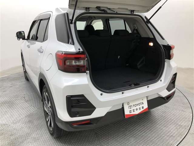 納車前にしっかり点検してお渡ししております。全店舗サービス工場も併設しております。納車後も安心してお任せ下さい。
