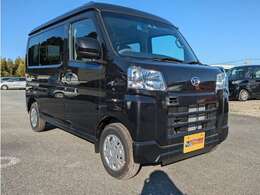☆ステアリングホイール☆手にしっくりくる握り心地で滑りにくく運転も快適です！