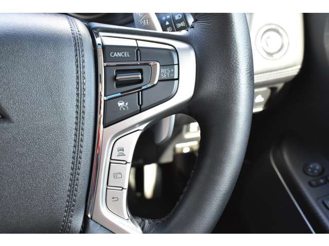 レーダークルーズコントロールシステム搭載★レーダーにより認識した先行車の減速・停止に自動追従◆設定した車間距離を保ち衝突の危険性を減らします☆