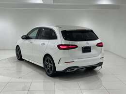 【ユーズドカーウェルカムプラン（残価設定型ローン）】ローン元金の一部を最終回のお支払いまで据え置き、毎月のお支払いを軽減するローンプランです。