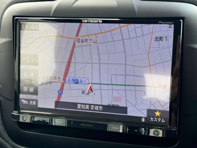 『8型ナビゲーション』装備しております。フルセグTV視聴可能で快適なカーライフをご提供致します！！