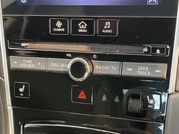 【シートヒーター】寒い日に重宝するシートヒーター！エアコンより早く温まってくれるので寒がりの人も安心ですね♪エアコンの温風は乾燥するから苦手、という方にもをおすすめです。